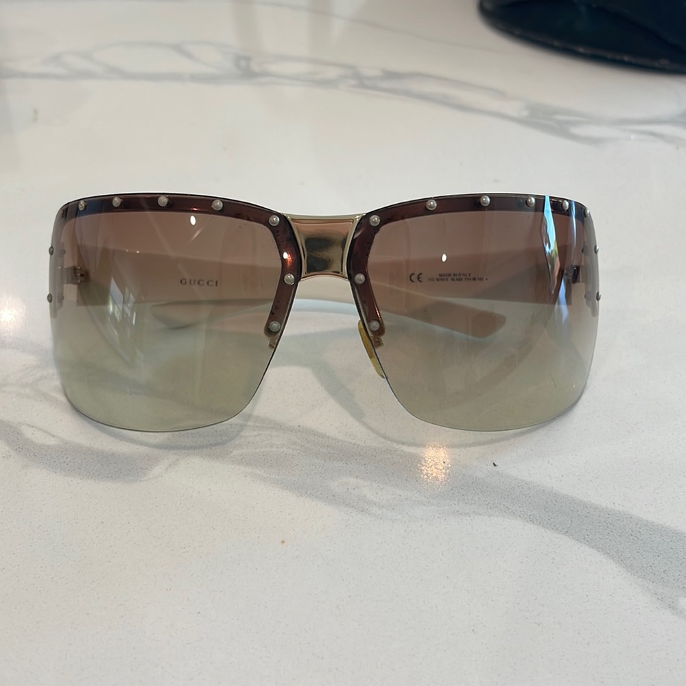 Gucci sunglasses